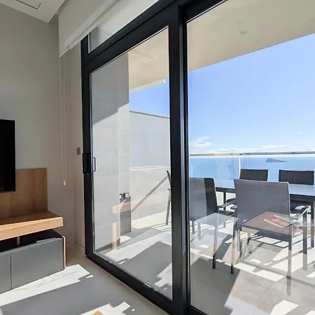 Sunset Sailors Sea & Sky Apartment